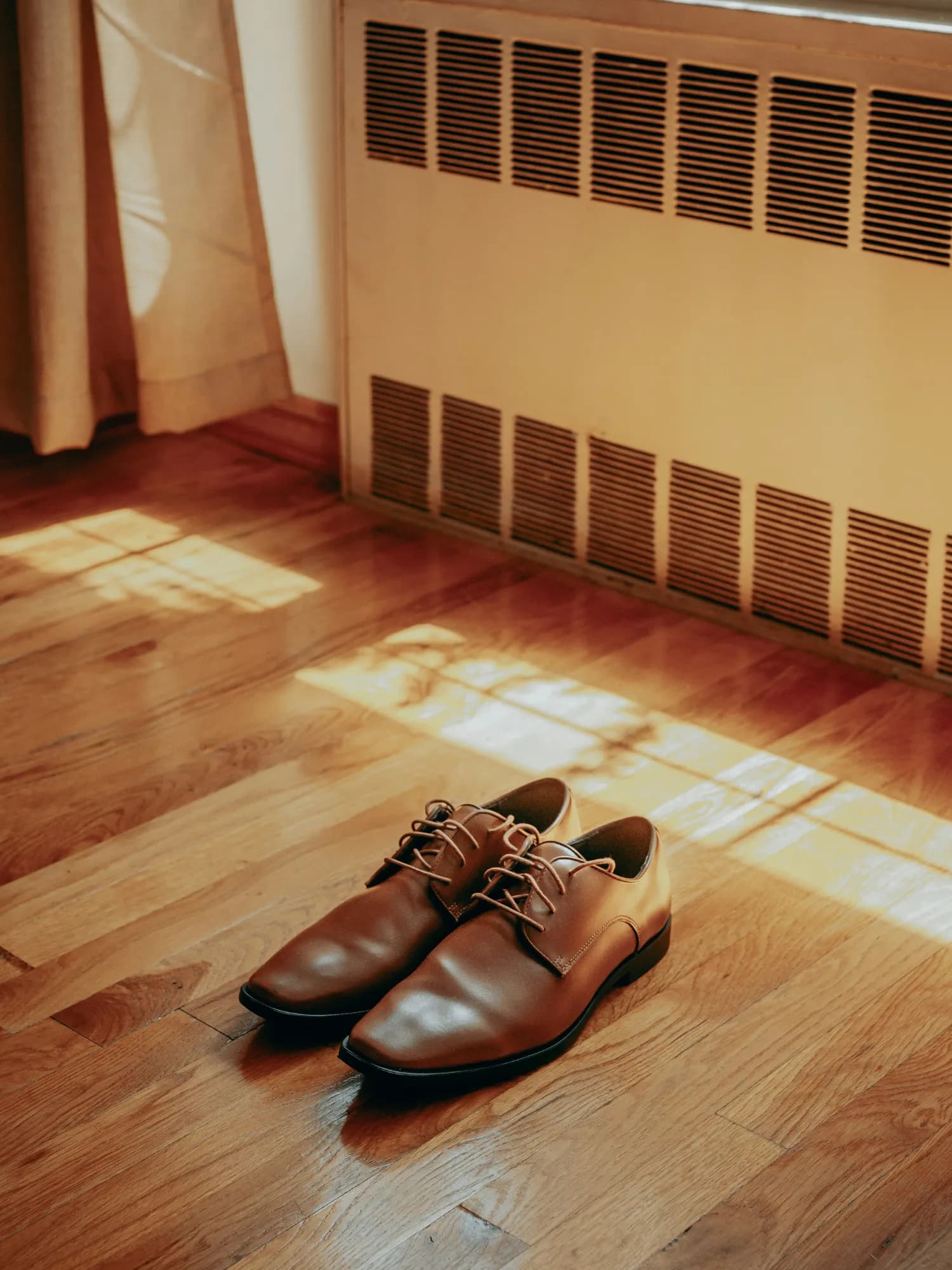 CLASSIC LEATHER DERBY SHOE